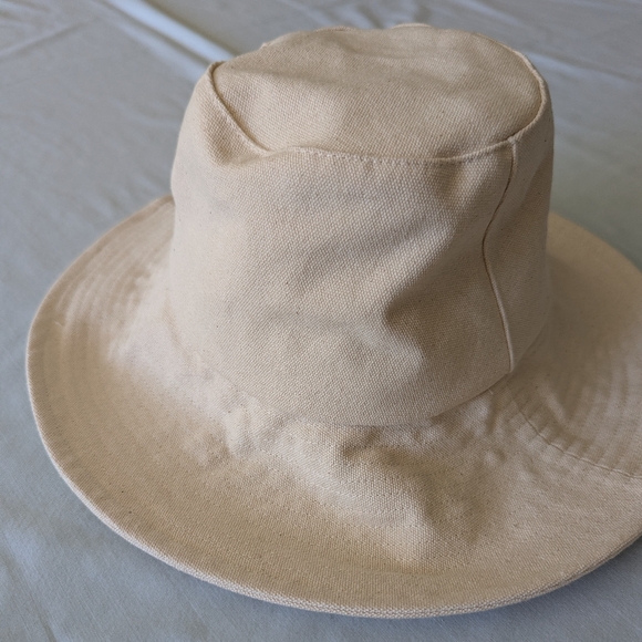 Wyeth Canvas Wide Brim Bucket Sun Hat - Picture 3 of 11